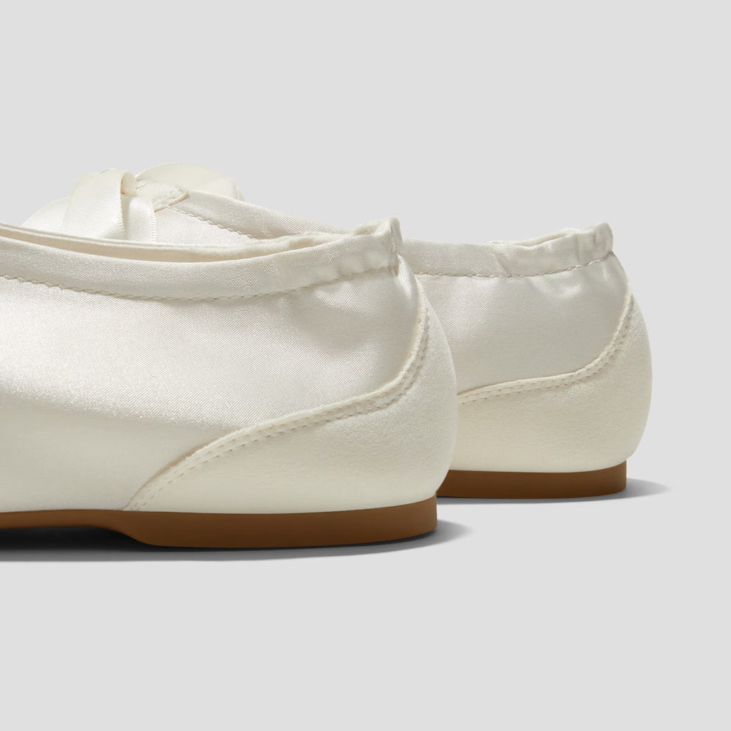 Zapatilla de satén ultraligeras con punta redonda - Slim Sole™